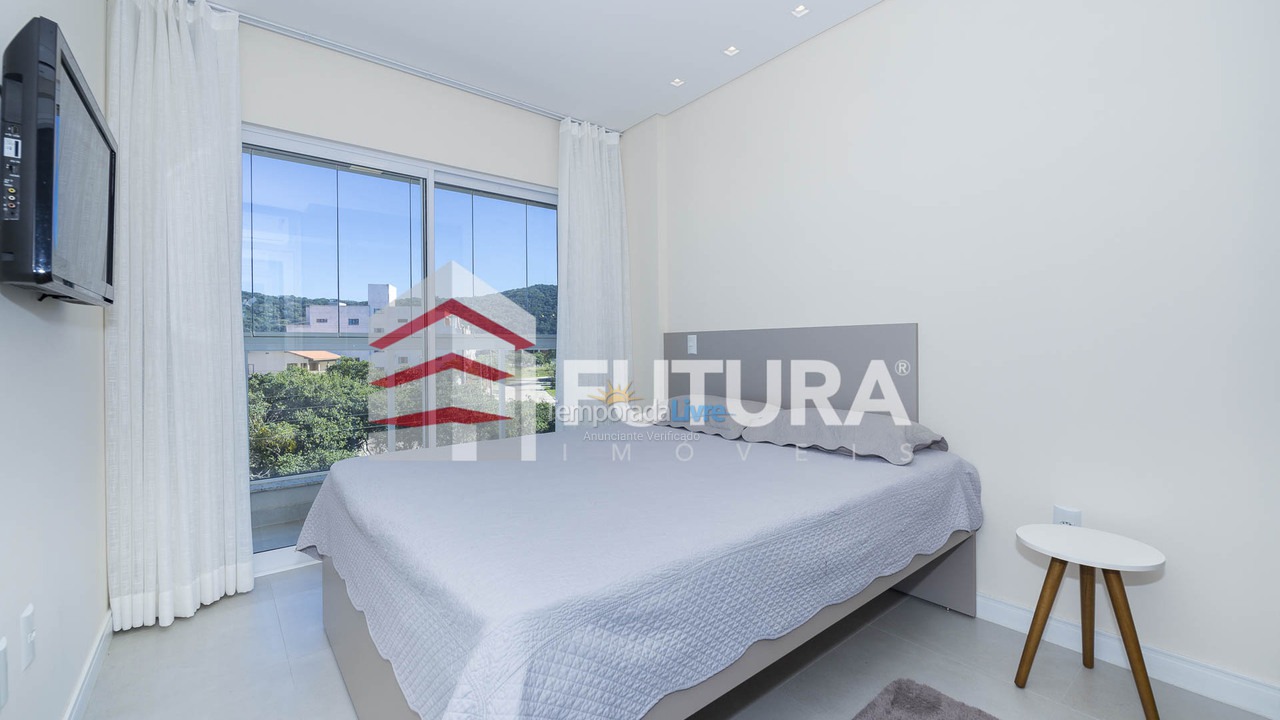 Apartment for vacation rental in Bombinhas (Mariscal)