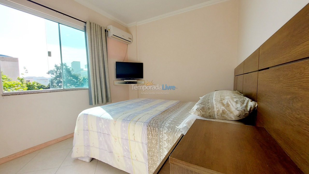 Apartamento para aluguel de temporada em Bombinhas (Praia de Bombinhas)