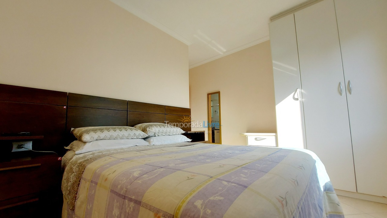 Apartamento para aluguel de temporada em Bombinhas (Praia de Bombinhas)