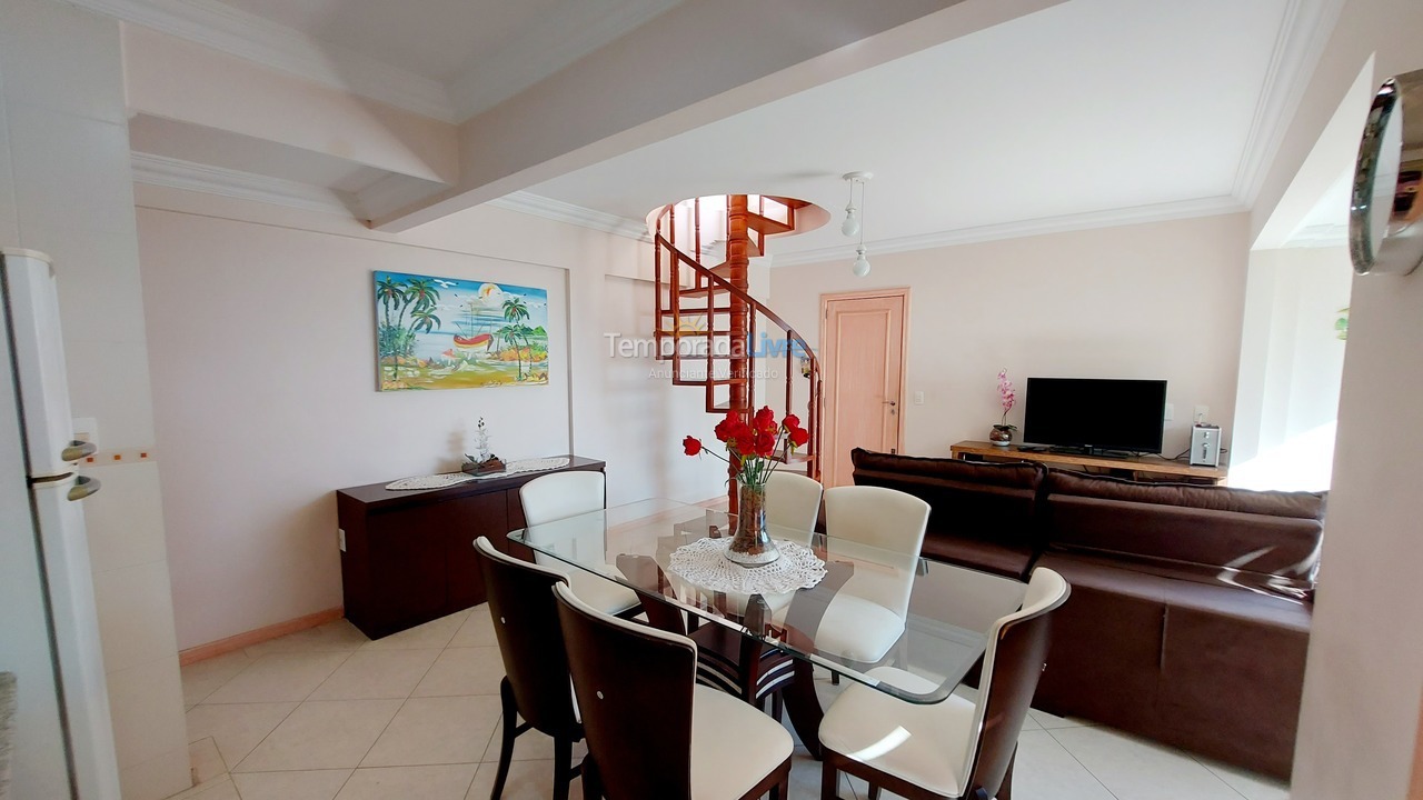 Apartamento para aluguel de temporada em Bombinhas (Praia de Bombinhas)