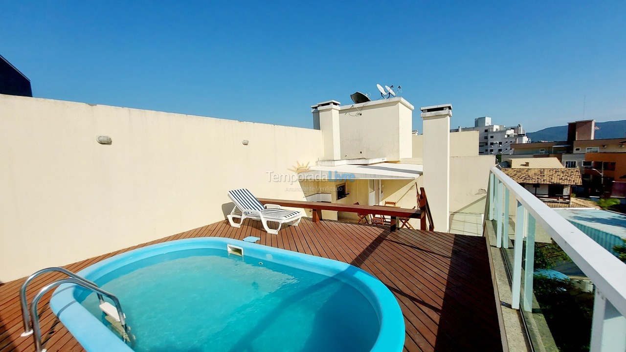 Apartamento para aluguel de temporada em Bombinhas (Praia de Bombinhas)