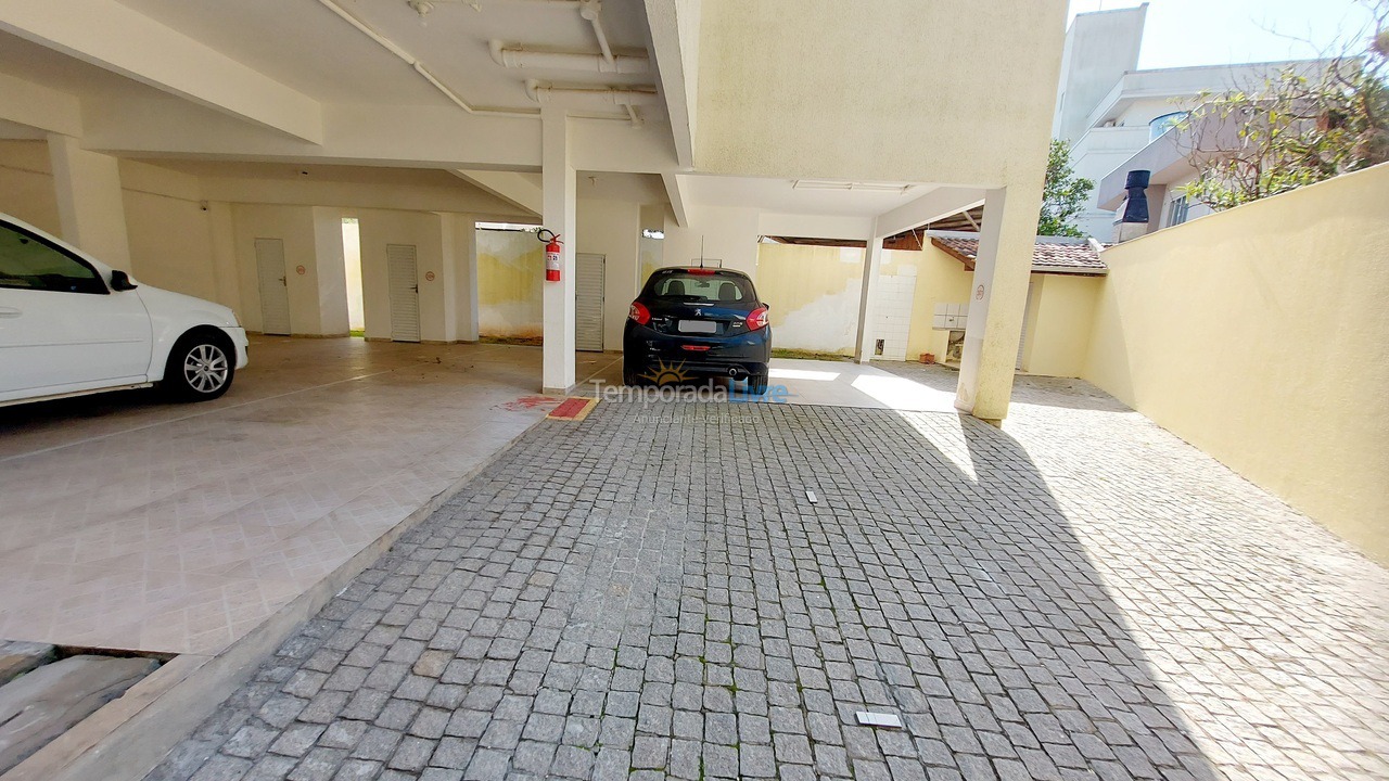 Apartamento para aluguel de temporada em Bombinhas (Praia de Bombinhas)