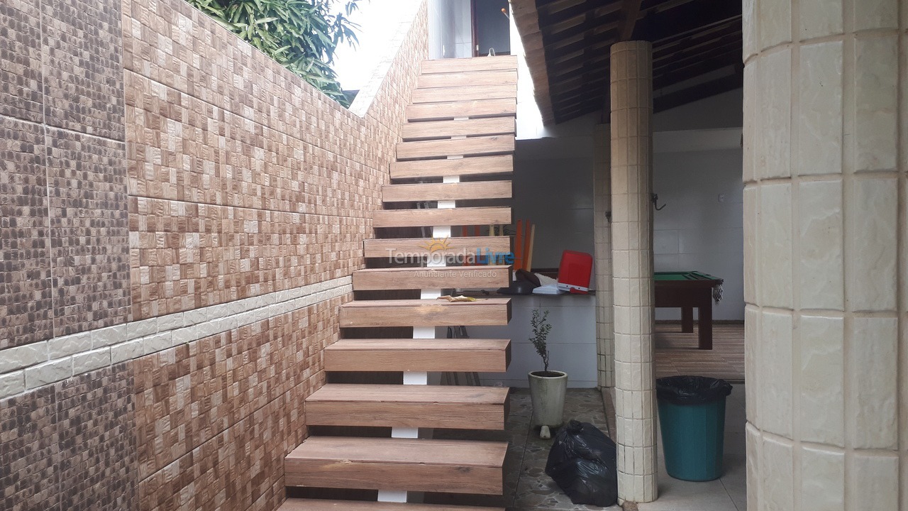 Casa para aluguel de temporada em Barra dos Coqueiros (Centro)