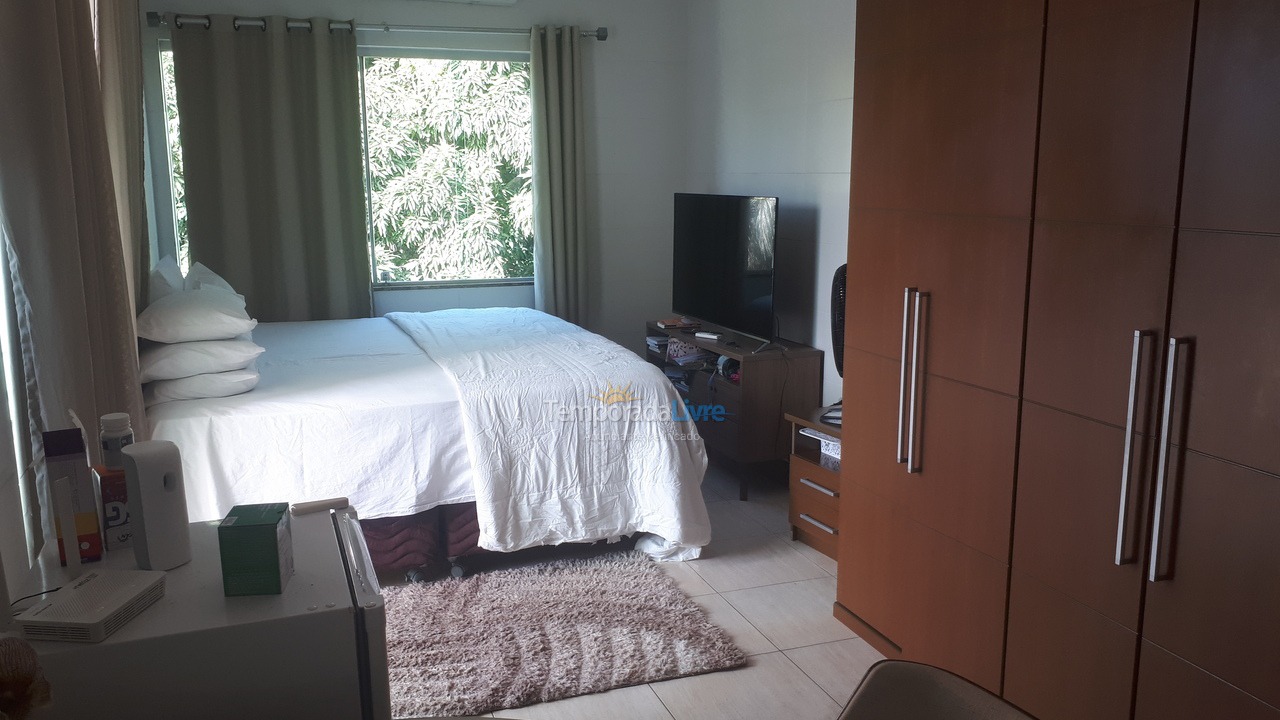 Casa para aluguel de temporada em Barra dos Coqueiros (Centro)