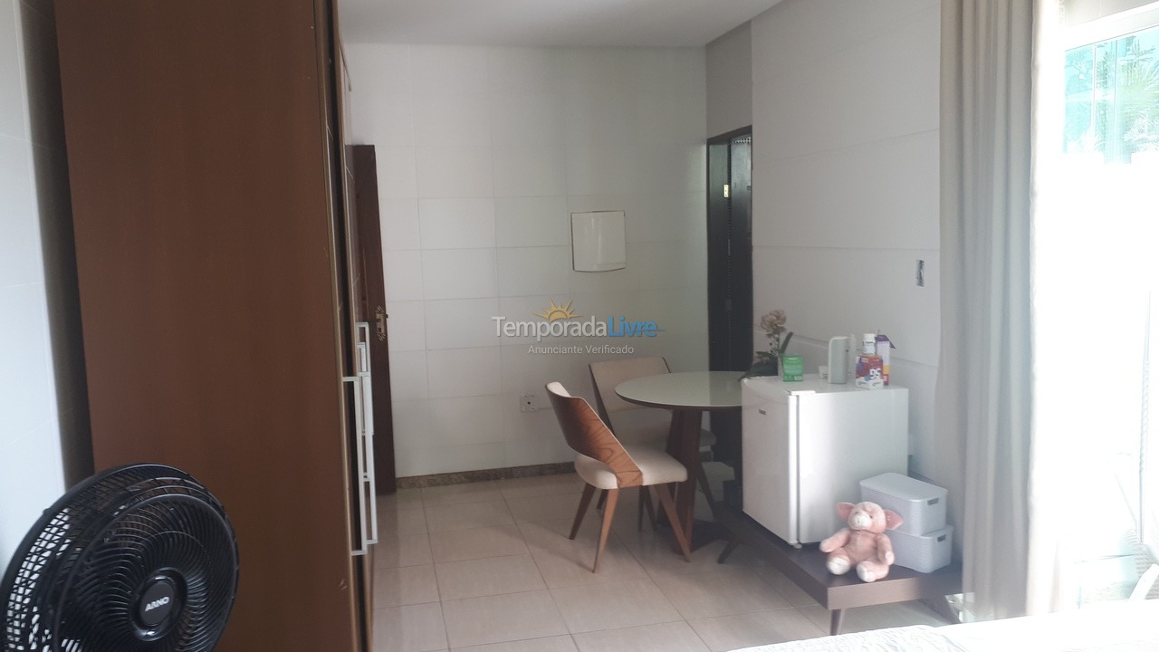 Casa para aluguel de temporada em Barra dos Coqueiros (Centro)