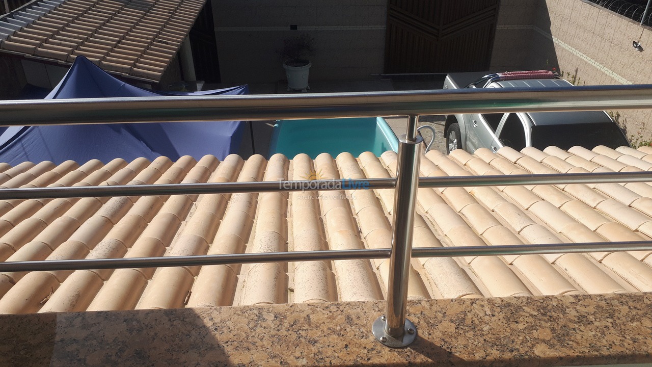 Casa para aluguel de temporada em Barra dos Coqueiros (Centro)