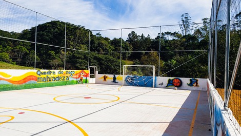 CHACARA TEMPORADA NO CENTRO DE JUQUITIBA