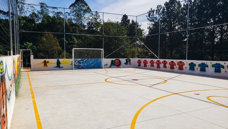 CHACARA TEMPORADA NO CENTRO DE JUQUITIBA