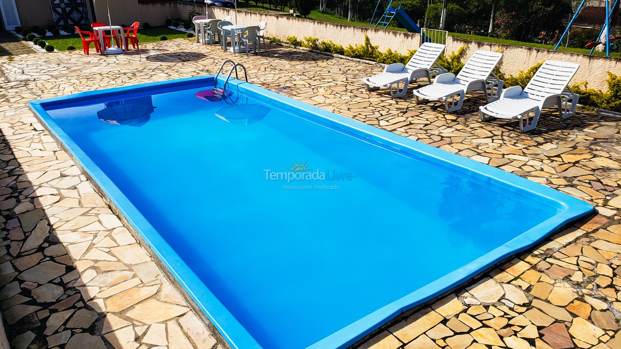 Casa para aluguel de temporada em Juquitiba (Chácara Com Wifi Jogos E Churrasqueira Coberta)