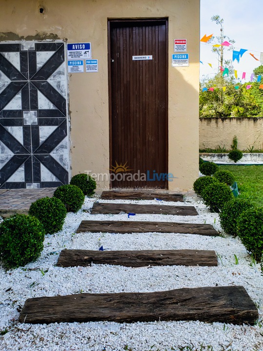 Casa para aluguel de temporada em Juquitiba (Chácara Com Wifi Jogos E Churrasqueira Coberta)