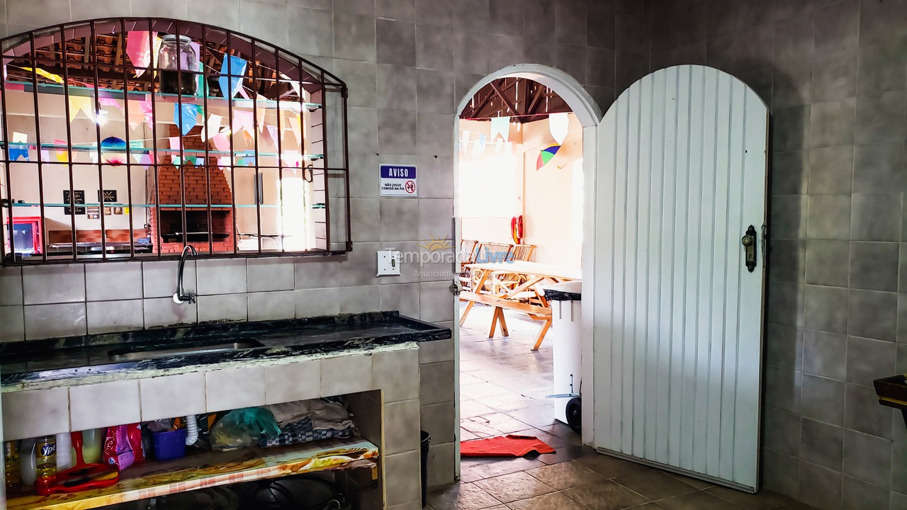 Casa para aluguel de temporada em Juquitiba (Chácara Com Wifi Jogos E Churrasqueira Coberta)