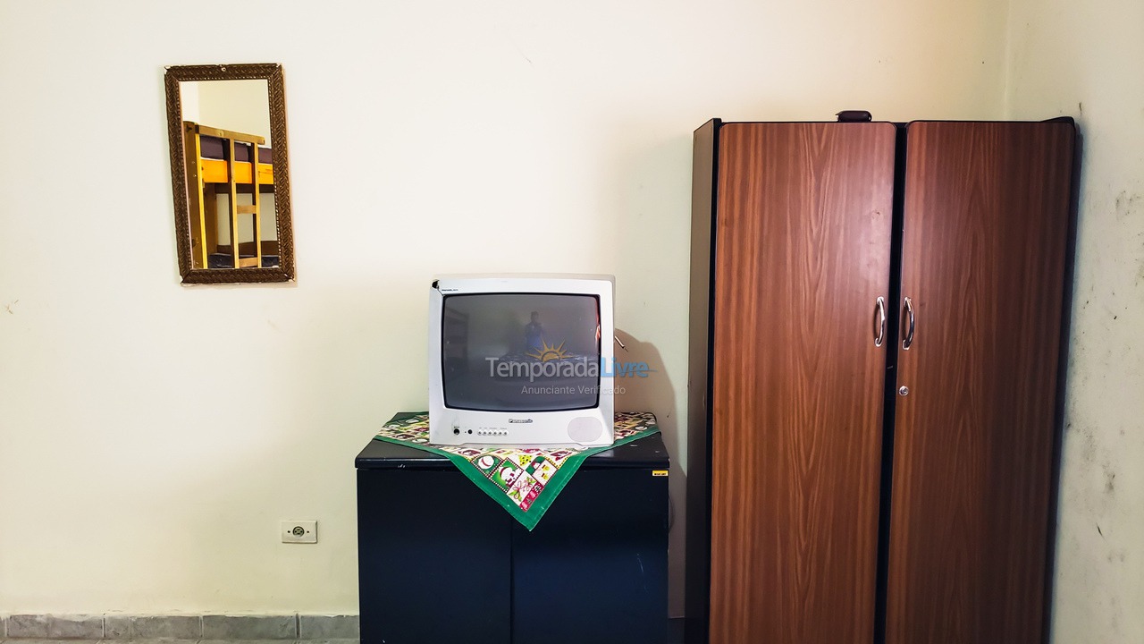 Casa para aluguel de temporada em Juquitiba (Chácara Com Wifi Jogos E Churrasqueira Coberta)