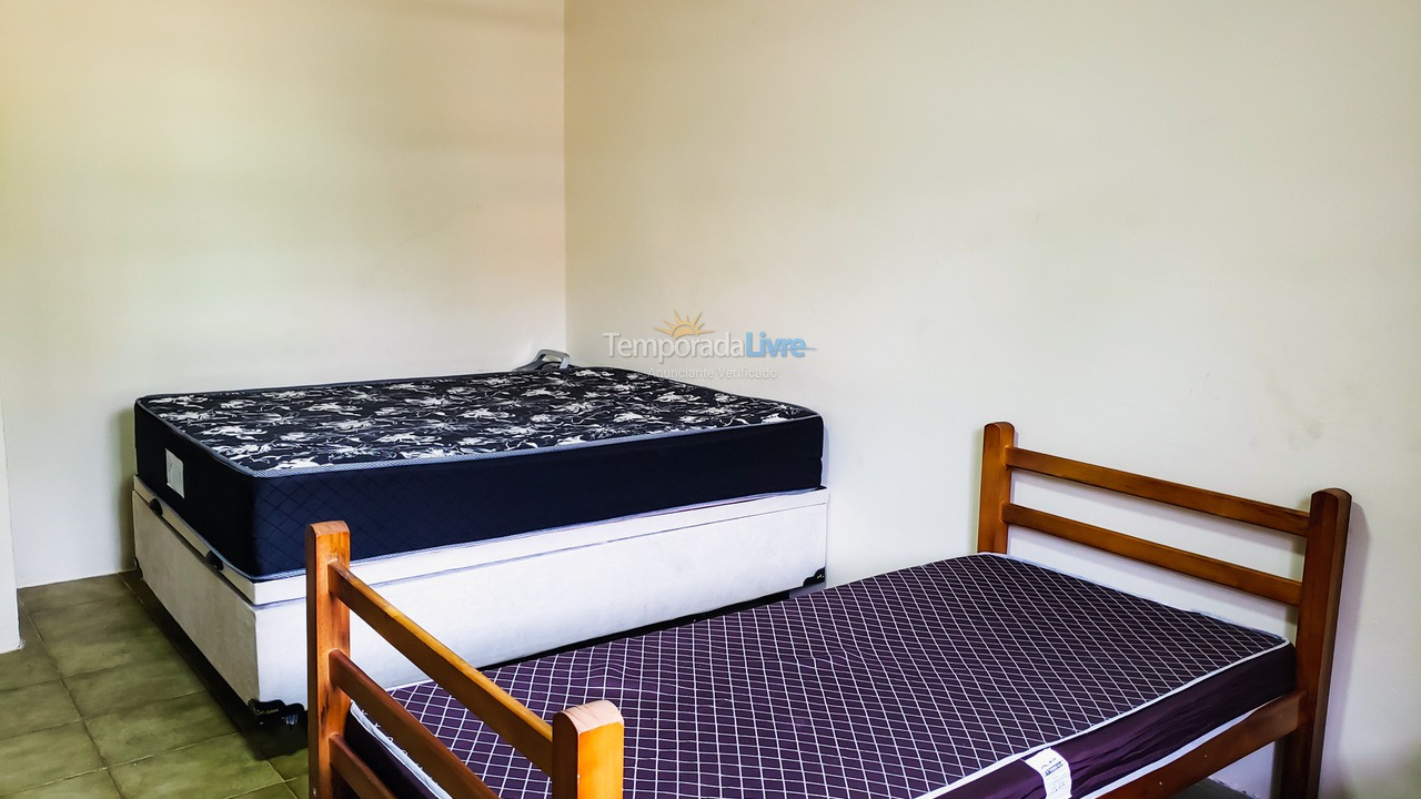 Casa para aluguel de temporada em Juquitiba (Chácara Com Wifi Jogos E Churrasqueira Coberta)