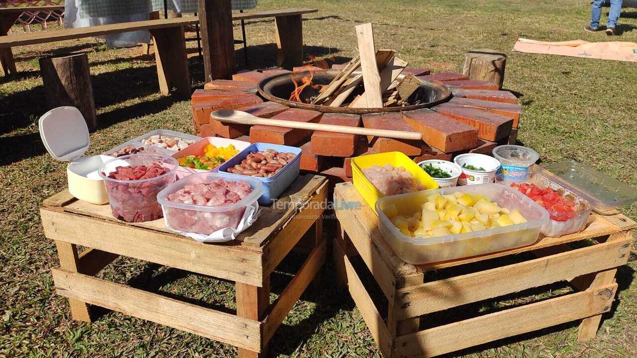 Granja para alquiler de vacaciones em Araucária (Araucária)