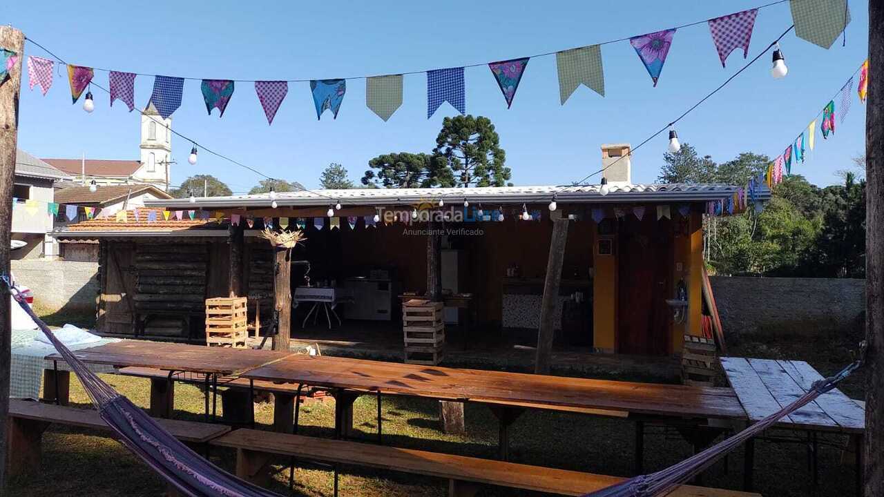 Granja para alquiler de vacaciones em Araucária (Araucária)