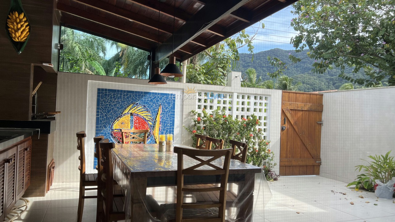 Casa para aluguel de temporada em São Sebastião (Maresias)