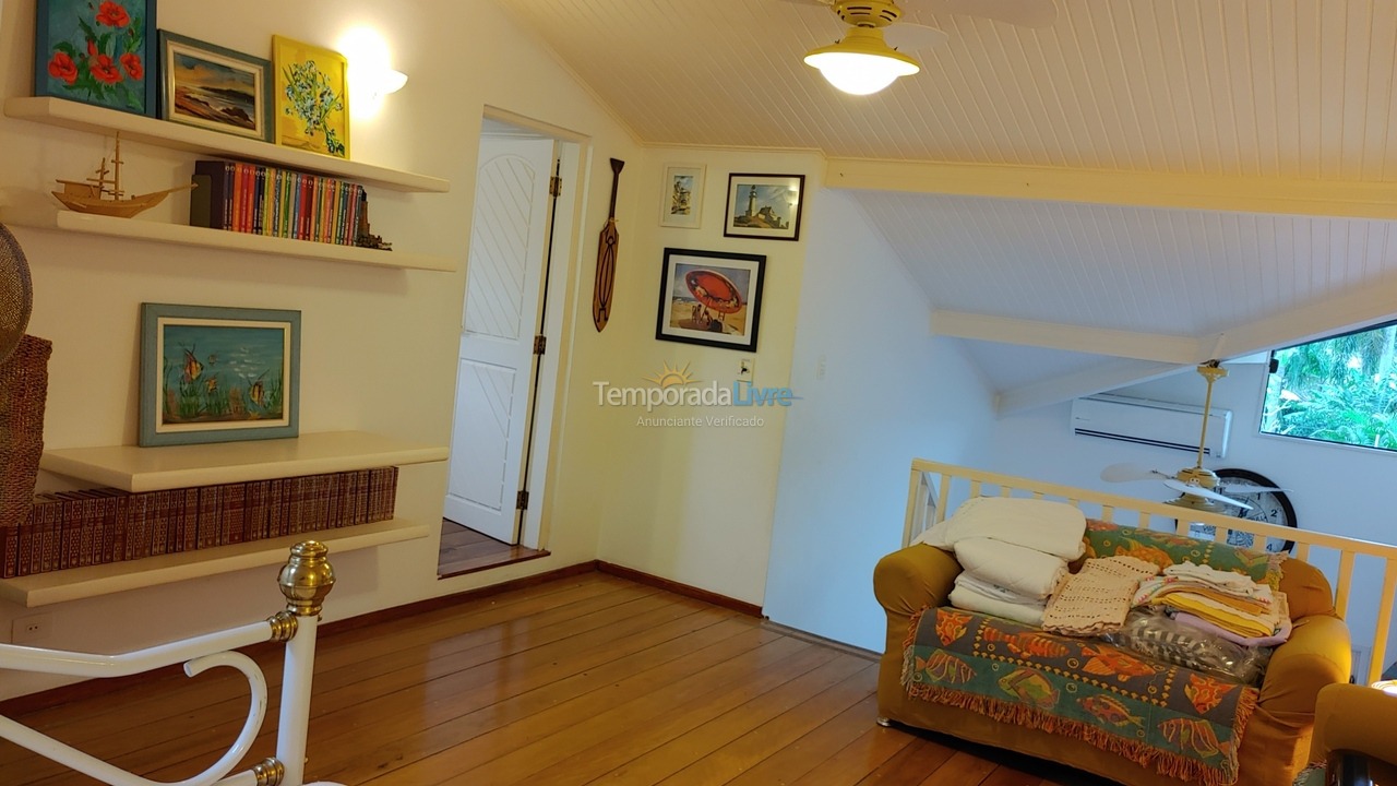 Casa para aluguel de temporada em São Sebastião (Maresias)