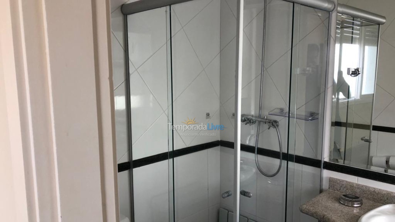 Apartamento para alquiler de vacaciones em Guarujá (Pitangueiras)