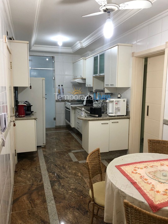 Apartamento para alquiler de vacaciones em Guarujá (Pitangueiras)