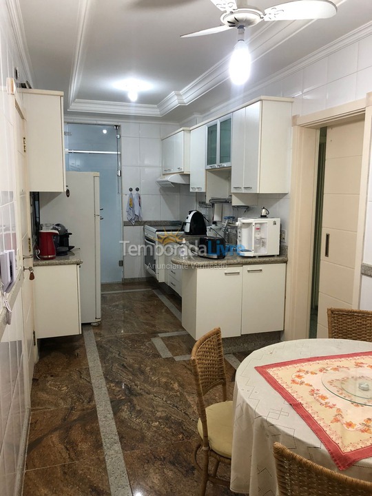 Apartamento para alquiler de vacaciones em Guarujá (Pitangueiras)