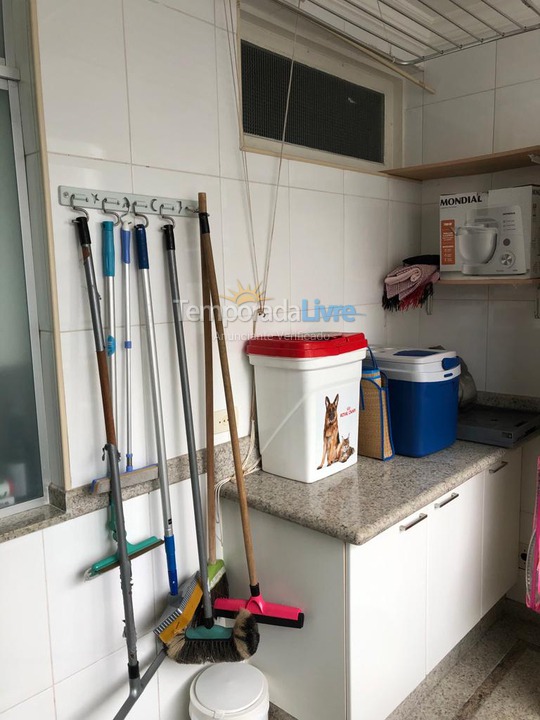 Apartamento para alquiler de vacaciones em Guarujá (Pitangueiras)