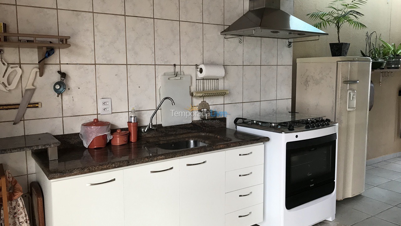 Casa para aluguel de temporada em Florianopolis (Canasvieiras)