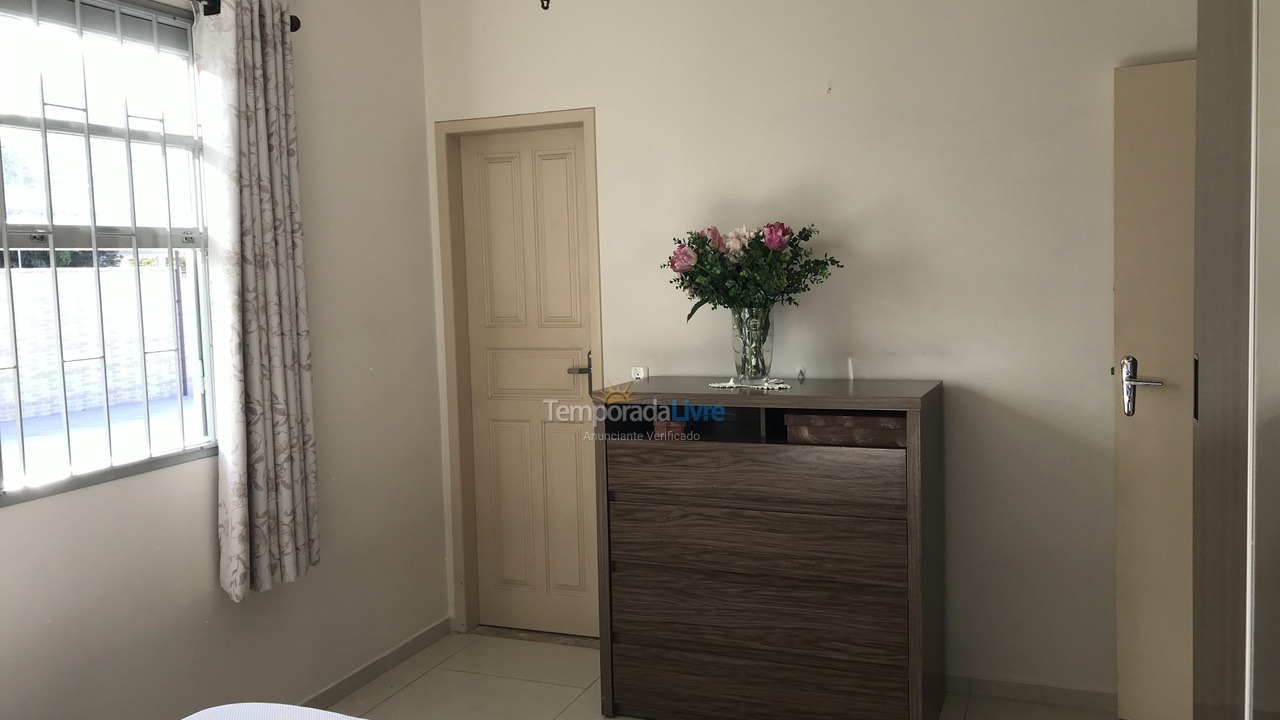 Casa para aluguel de temporada em Florianopolis (Canasvieiras)