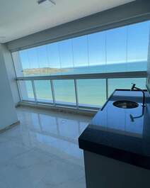 Encantado Apartamento de frente ao mar