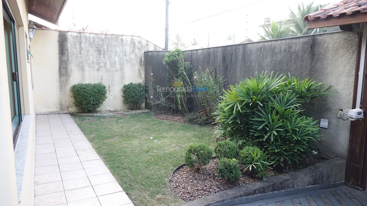 House for vacation rental in Peruíbe (Parque Turistico)