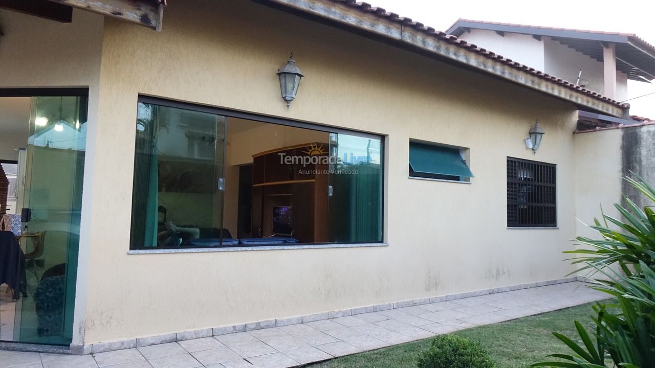 House for vacation rental in Peruíbe (Parque Turistico)