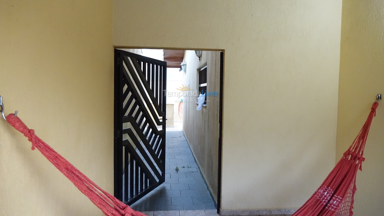 House for vacation rental in Peruíbe (Parque Turistico)