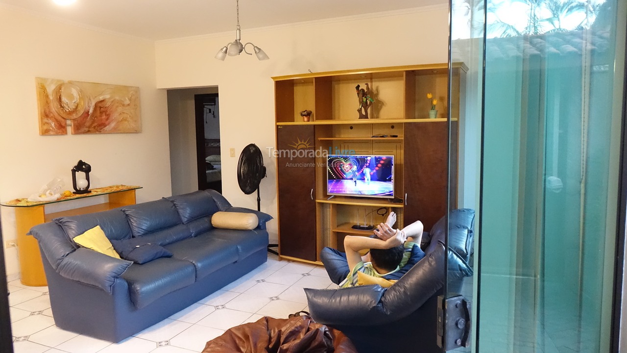 House for vacation rental in Peruíbe (Parque Turistico)
