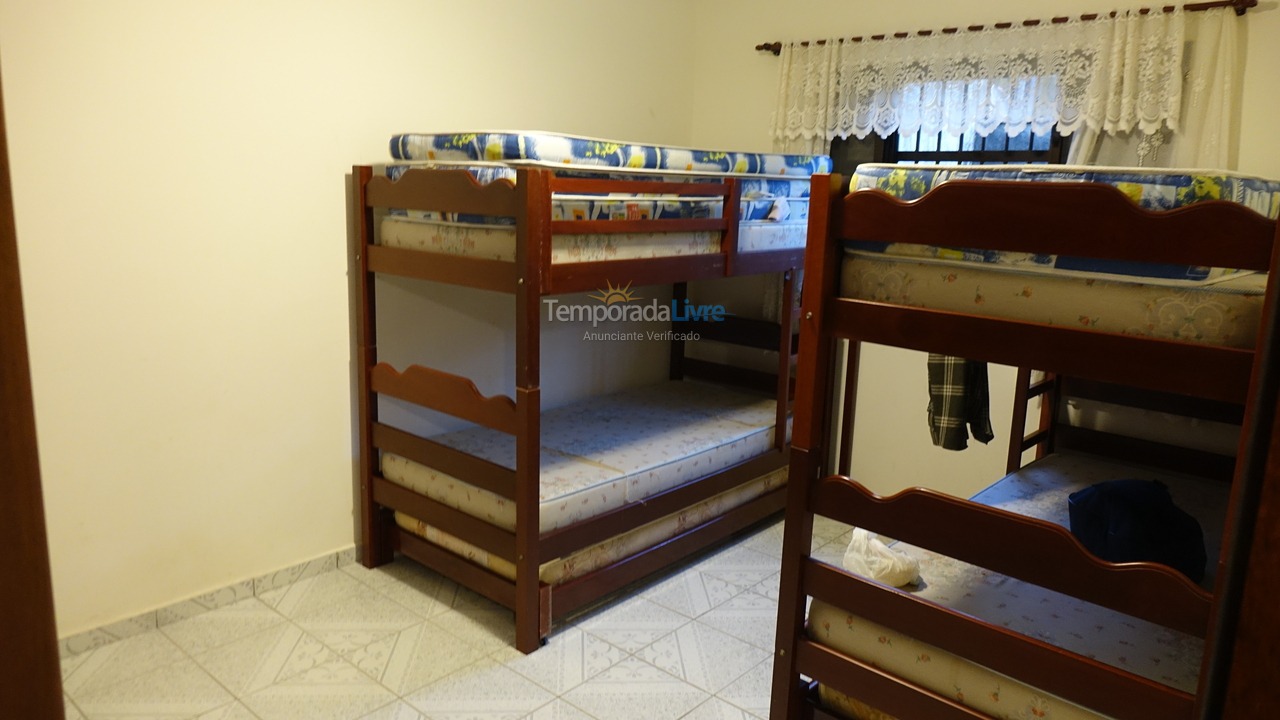 House for vacation rental in Peruíbe (Parque Turistico)