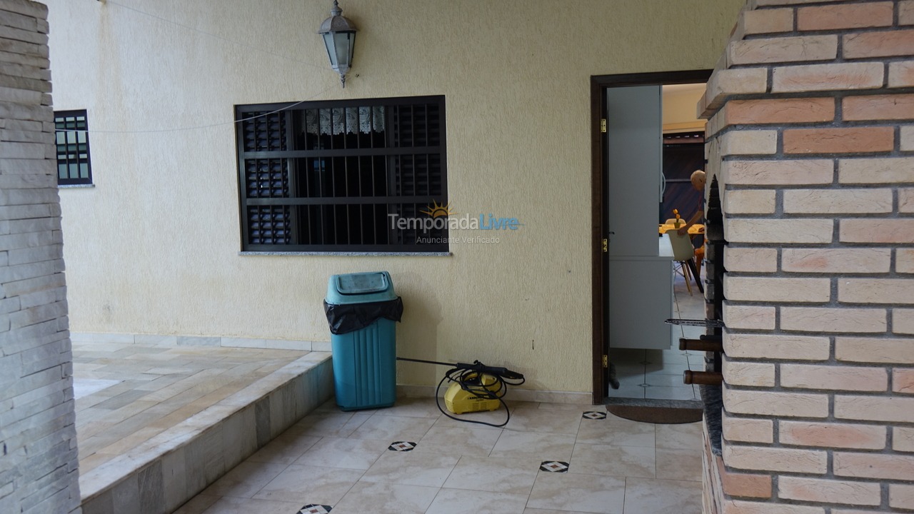 House for vacation rental in Peruíbe (Parque Turistico)