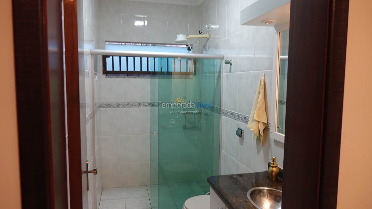 House for vacation rental in Peruíbe (Parque Turistico)