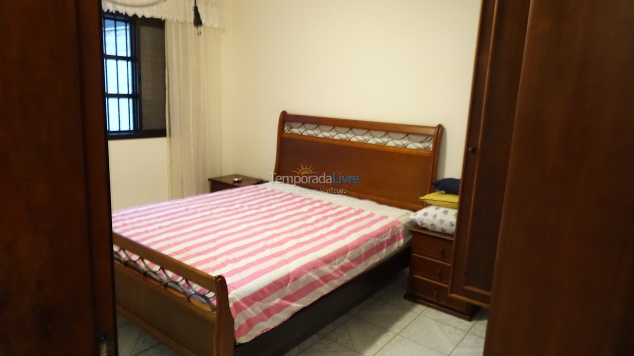 House for vacation rental in Peruíbe (Parque Turistico)