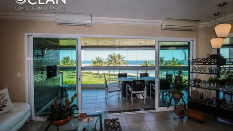 Pé na areia e frente para o Mar da Riviera! São 3 suítes - Modulo 2