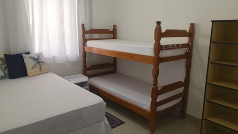 Family atmosphere: house with 3 bedrooms, swimming pool and barbecue