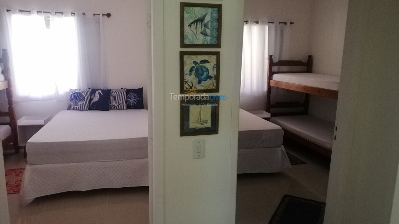 House for vacation rental in Bertioga (Condominio Morada da Praia)