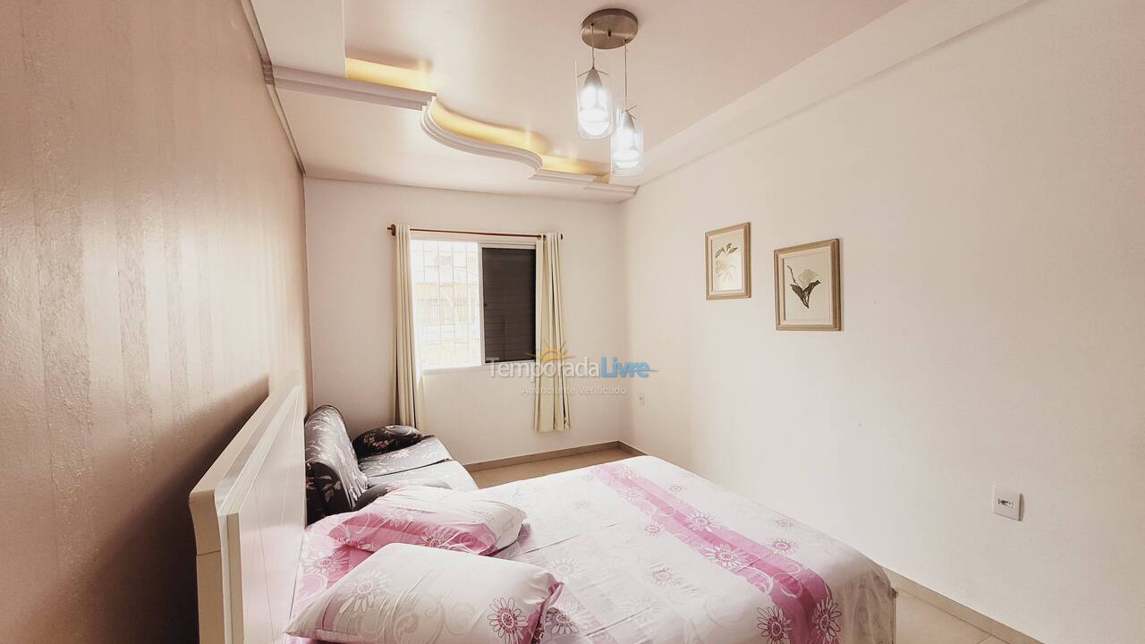 Casa para aluguel de temporada em Florianopolis (Canasvieiras)