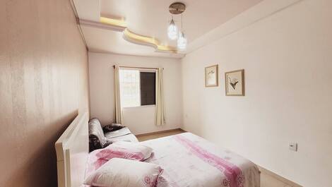 BOAS FÉRIAS ECONOMIZANDO EXCELENTE CASA! PERTO CENTRO E PRAIA