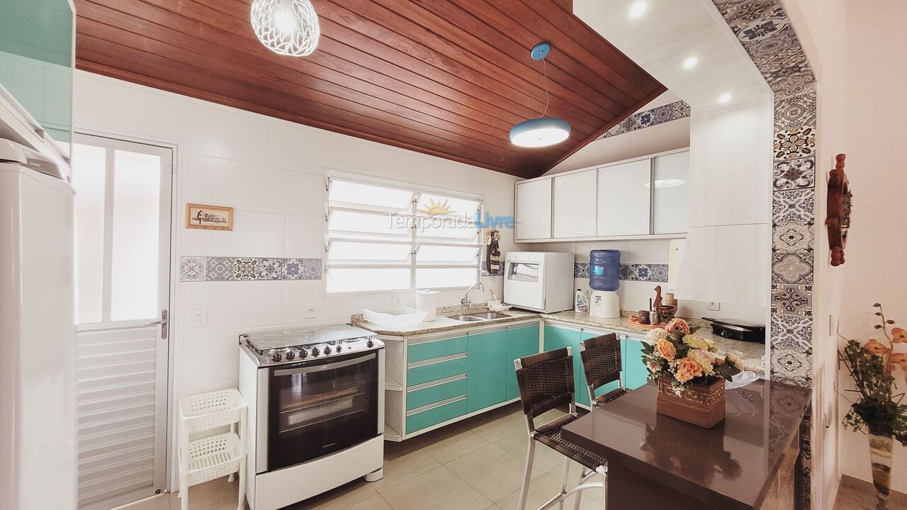 Casa para aluguel de temporada em Florianopolis (Canasvieiras)