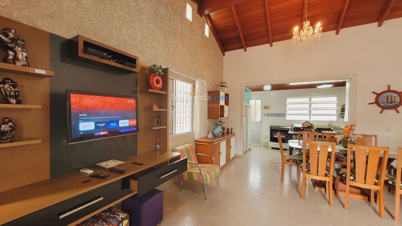 Casa para aluguel de temporada em Florianopolis (Canasvieiras)