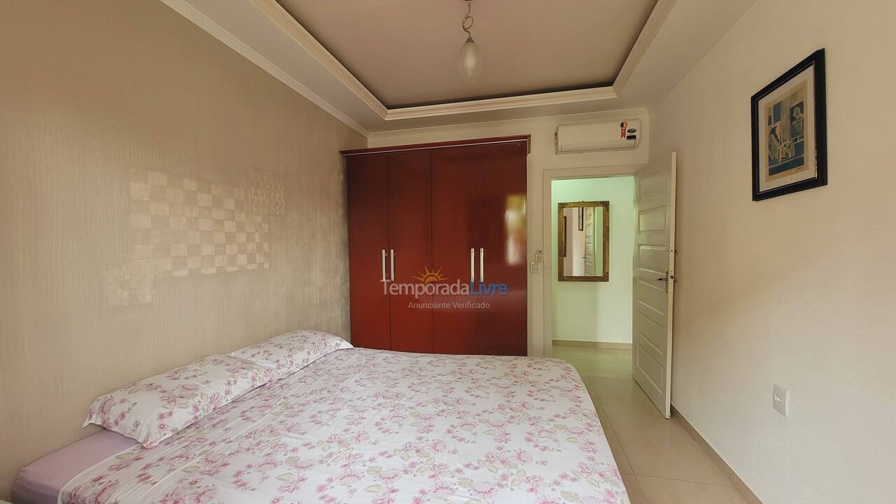 Casa para aluguel de temporada em Florianopolis (Canasvieiras)