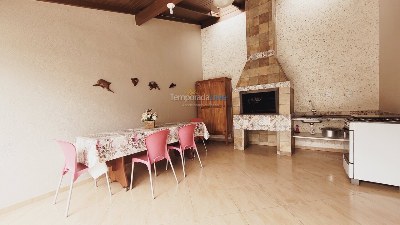 Casa para aluguel de temporada em Florianopolis (Canasvieiras)