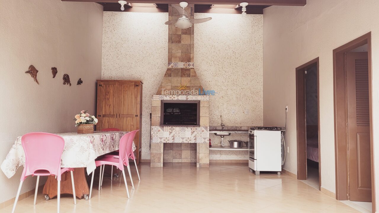 Casa para aluguel de temporada em Florianopolis (Canasvieiras)