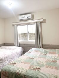 Excelente propiedad Centro de Bombinhas, a 30 metros del mar.