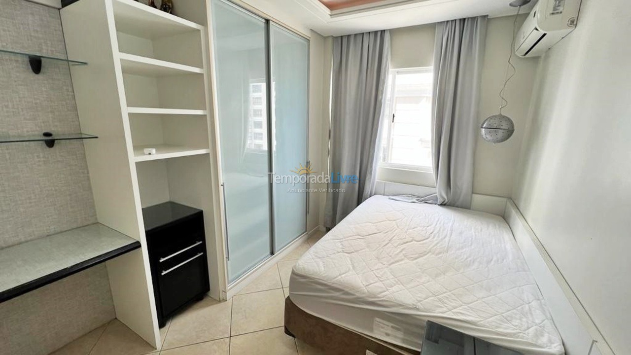 Apartamento para alquiler de vacaciones em Balneário Camboriú (Praia Central)