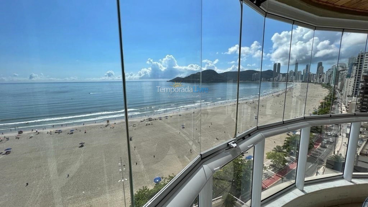 Apartamento para alquiler de vacaciones em Balneário Camboriú (Praia Central)