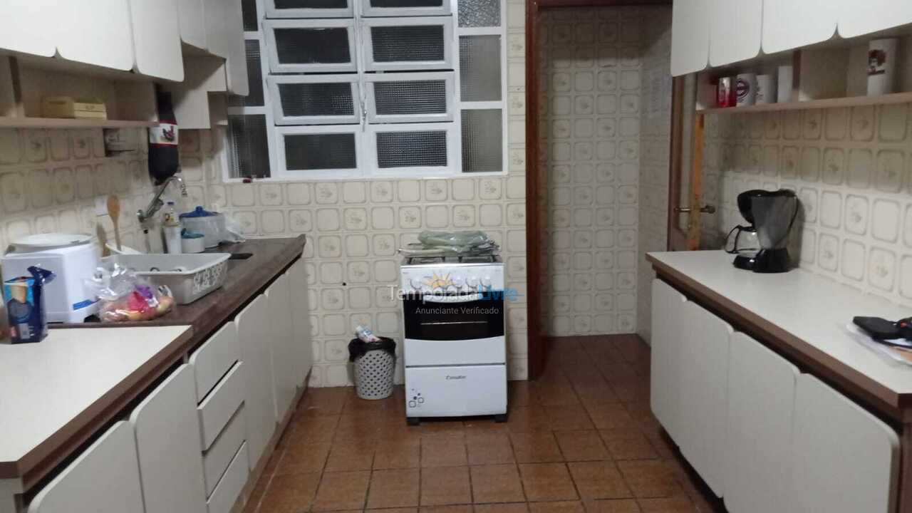 Apartamento para aluguel de temporada em Praia Grande (Vila Tupi)